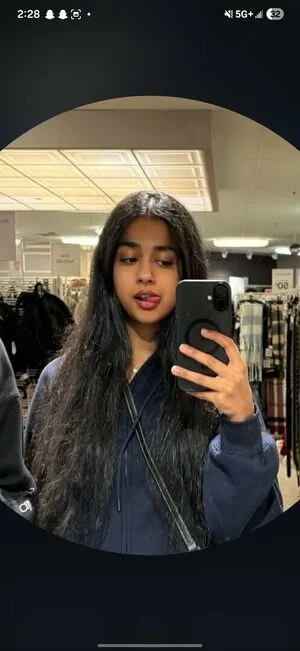 Curiousiteaaa OnlyFans Leaked Free Thumbnail Picture - #JJG7vwIgK8