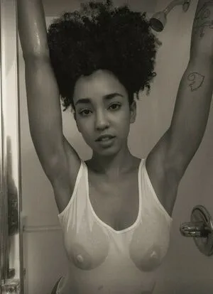 Curlswithv OnlyFans Leaked Free Thumbnail Picture - #lLBEC5GiKz