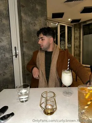Curly Brown Hairdude OnlyFans Leaked Free Thumbnail Picture - #QtHT82C8Wc