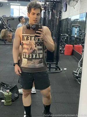 Curly Brown Hairdude OnlyFans Leaked Free Thumbnail Picture - #ZksZMYY2nv