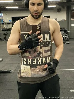Curly Brown Hairdude OnlyFans Leaked Free Thumbnail Picture - #dkBmsz5jyv