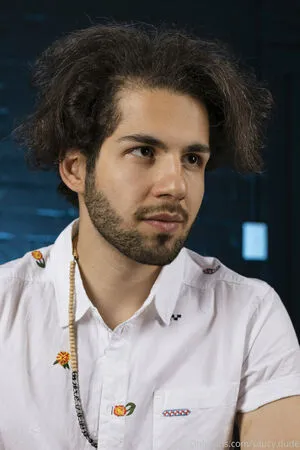 Curly Brown Hairdude OnlyFans Leaked Free Thumbnail Picture - #o5f1AR9bcN