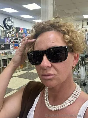 Curly Miavip OnlyFans Leaked Free Thumbnail Picture - #17TdjRcBo1