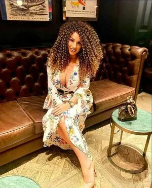 Curly Quennn OnlyFans Leaked Free Thumbnail Picture - #1VZ01nckBN