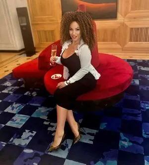 Curly Quennn OnlyFans Leaked Free Thumbnail Picture - #KSWxPSGbgK