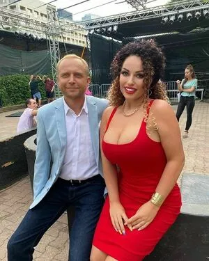 Curly Quennn OnlyFans Leaked Free Thumbnail Picture - #UbPxNEYoLI