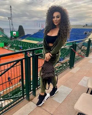 Curly Quennn OnlyFans Leaked Free Thumbnail Picture - #YxeuLRdWy9