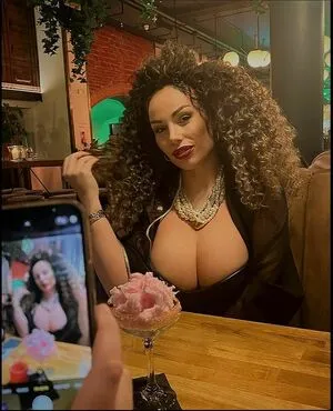 Curly Quennn OnlyFans Leaked Free Thumbnail Picture - #hCh6tlIci6
