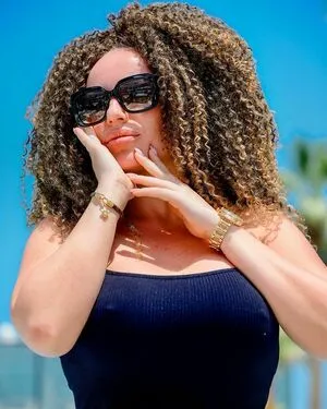 Curly Quennn OnlyFans Leaked Free Thumbnail Picture - #hOn2kB4u51