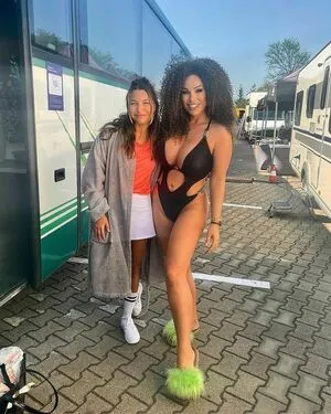 Curly Quennn OnlyFans Leaked Free Thumbnail Picture - #mGFgV4hEim