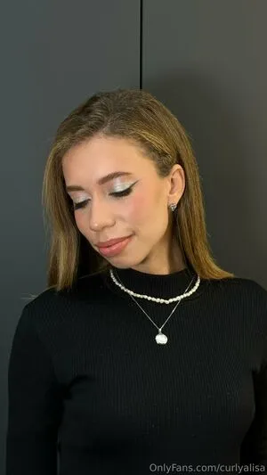 Curlyalisa OnlyFans Leaked Free Thumbnail Picture - #9d9OVED49m