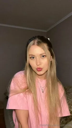 Curlyalisa OnlyFans Leaked Free Thumbnail Picture - #QJbBBkij4V