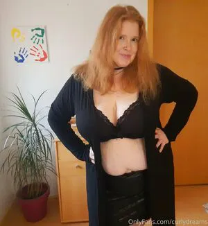 Curlydreams OnlyFans Leaked Free Thumbnail Picture - #0JpvB9oYMb
