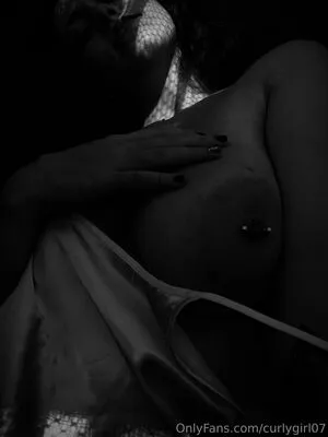 Curlygirl07 OnlyFans Leaked Free Thumbnail Picture - #7BAznZWa9o