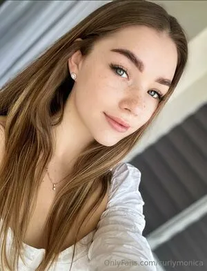 Curlymonica OnlyFans Leaked Free Thumbnail Picture - #mh4En7c4aC