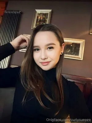 Curlysueeee OnlyFans Leaked Free Thumbnail Picture - #bPg1btXTm3