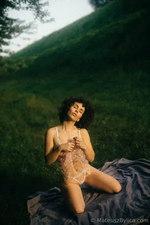 Curlywiktoria OnlyFans Leaked Free Thumbnail Picture - #1E9AP7zYki