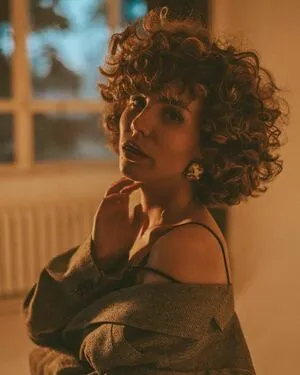 Curlywiktoria OnlyFans Leaked Free Thumbnail Picture - #1JlxwTOn3X