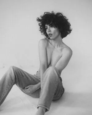 Curlywiktoria OnlyFans Leaked Free Thumbnail Picture - #2ey05GlQ15