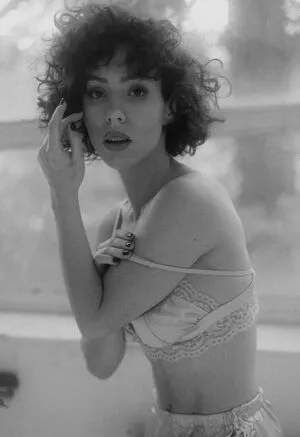 Curlywiktoria OnlyFans Leaked Free Thumbnail Picture - #4Y7kE0mKSa