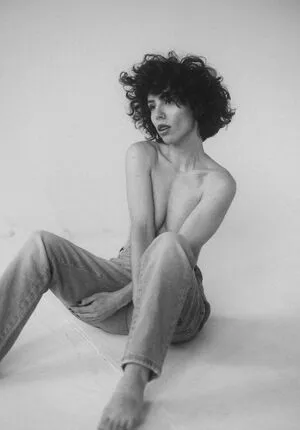 Curlywiktoria OnlyFans Leaked Free Thumbnail Picture - #5wFZwUYIei