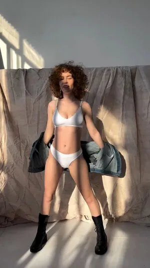 Curlywiktoria OnlyFans Leaked Free Thumbnail Picture - #7JjVAvJZN0