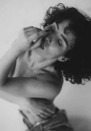 Curlywiktoria OnlyFans Leaked Free Thumbnail Picture - #CyM5ea6Ku0