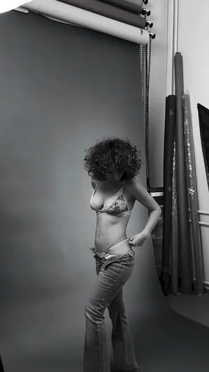 Curlywiktoria OnlyFans Leaked Free Thumbnail Picture - #JQu6ycLQwW