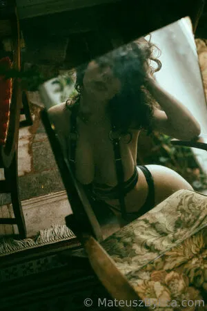 Curlywiktoria OnlyFans Leaked Free Thumbnail Picture - #Nqit6dwZZT