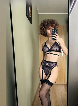 Curlywiktoria OnlyFans Leaked Free Thumbnail Picture - #O9p98dtb40