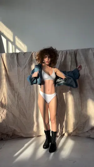 Curlywiktoria OnlyFans Leaked Free Thumbnail Picture - #QV3Glx32HR