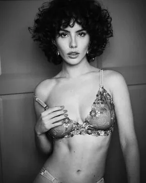 Curlywiktoria OnlyFans Leaked Free Thumbnail Picture - #U0iWQyBCHx
