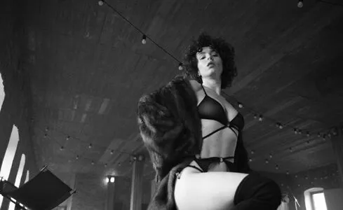 Curlywiktoria OnlyFans Leaked Free Thumbnail Picture - #VVSM5TlxL2