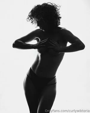Curlywiktoria OnlyFans Leaked Free Thumbnail Picture - #br7sWwB4ng