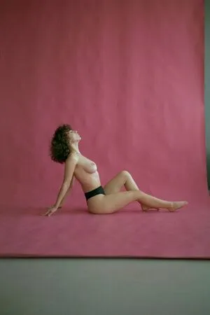 Curlywiktoria OnlyFans Leaked Free Thumbnail Picture - #mjwPig0gxH