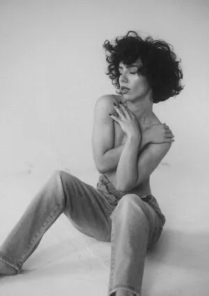 Curlywiktoria OnlyFans Leaked Free Thumbnail Picture - #rRym6nH0oW