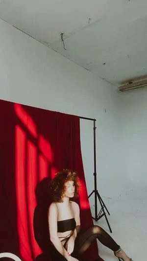 Curlywiktoria OnlyFans Leaked Free Thumbnail Picture - #tJtA95uaUc