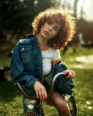 Curlywiktoria OnlyFans Leaked Free Thumbnail Picture - #tQsIvQDKyM