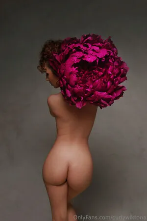 Curlywiktoria OnlyFans Leaked Free Thumbnail Picture - #xXfJjukuln