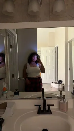 Curlywurdy OnlyFans Leaked Free Thumbnail Picture - #BGanFjBJFd