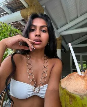 Curtlykellie OnlyFans Leaked Free Thumbnail Picture - #ThIsxIrUGS