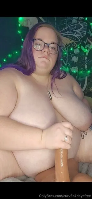 Curv3s4daysfree OnlyFans Leaked Free Thumbnail Picture - #B9C1bXMuM8