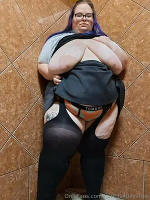 Curv3s4daysfree OnlyFans Leaked Free Thumbnail Picture - #EhrqP7DIi4