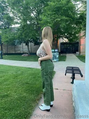 Curvy Cassidy OnlyFans Leaked Free Thumbnail Picture - #ZlYL2iPwA2