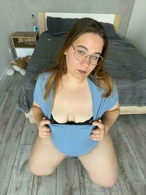 Curvy Iris OnlyFans Leaked Free Thumbnail Picture - #BHCiQP5nB0
