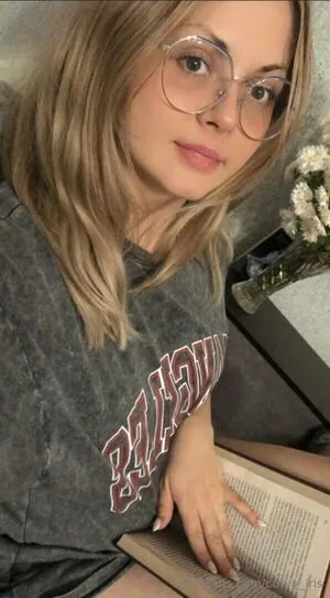 Curvy Iris OnlyFans Leaked Free Thumbnail Picture - #BMwp2DBlhw