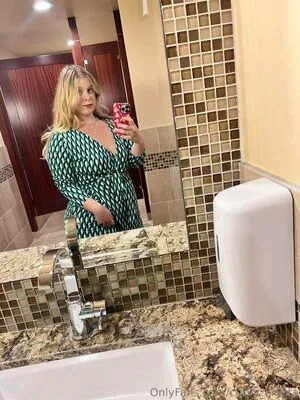 Curvy Krysta OnlyFans Leaked Free Thumbnail Picture - #G2Vuq7IsXQ