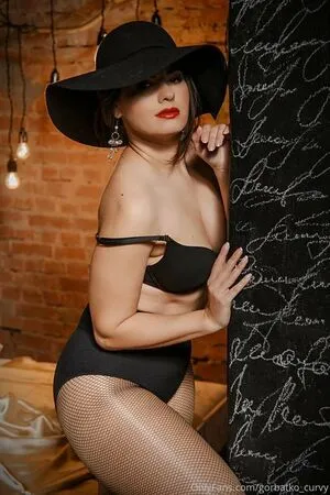 Curvy Lady OnlyFans Leaked Free Thumbnail Picture - #46mLtl4Wgp