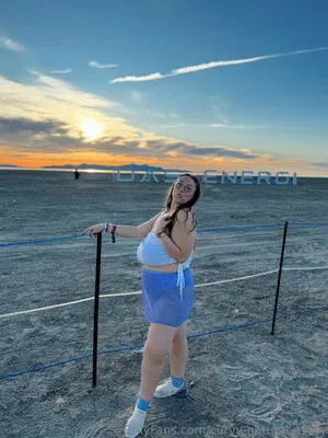 Curvy Natural Avery OnlyFans Leaked Free Thumbnail Picture - #O040PmDdZe