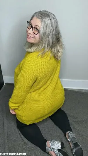 Curvy4urpleasure OnlyFans Leaked Free Thumbnail Picture - #SqCNusObet